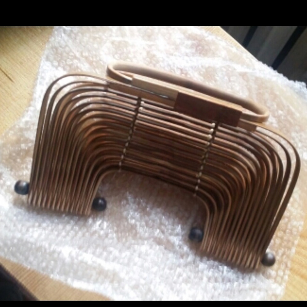 BEST OFFER WINS LAST ROUND COLLAPSIBLE BAMBOO BAG - Picture 4 of 8